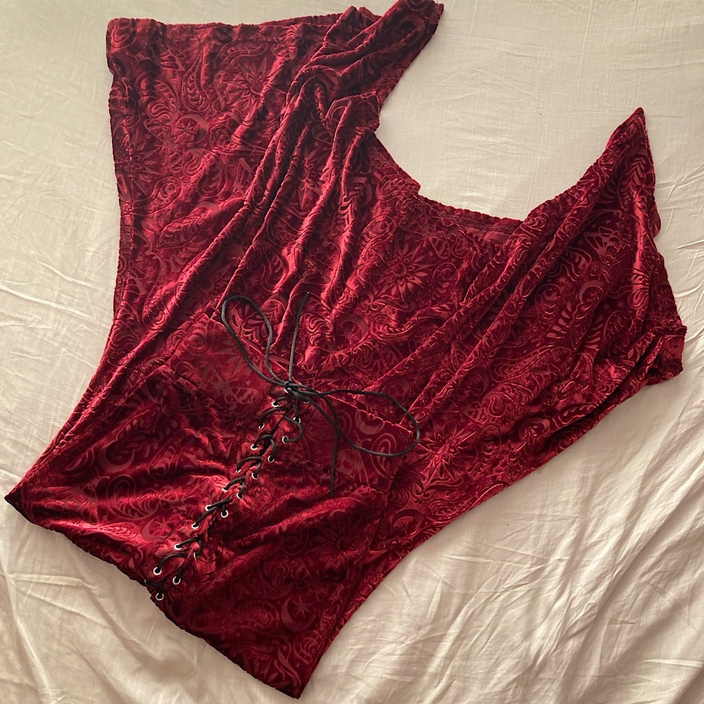 *Like New* KILLSTAR Burgundy Velvet Burnout Handkerchief Mermaid Lace Up Skirt S